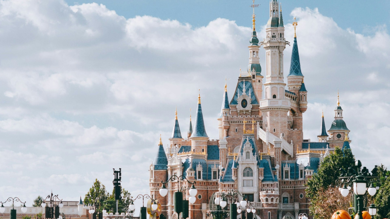 disneyland thuong hai