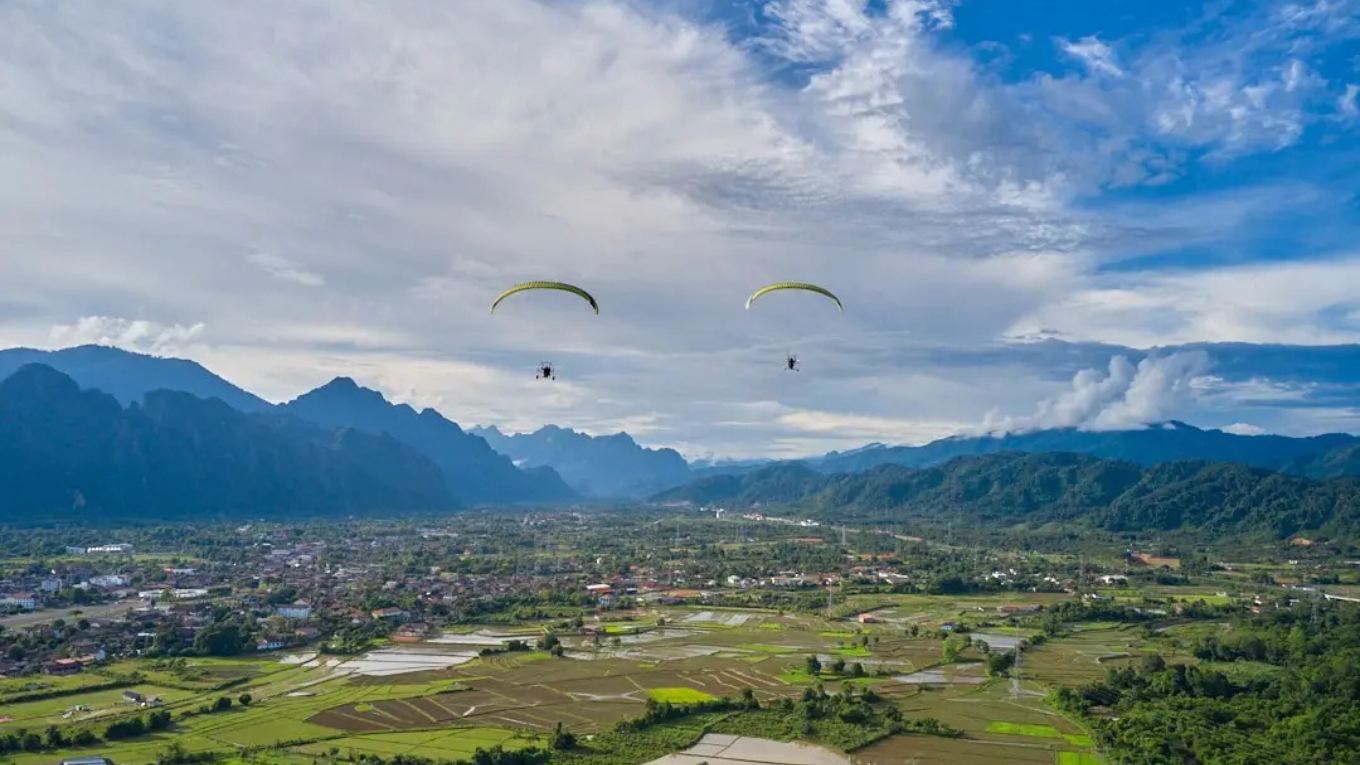Paramotor Lào
