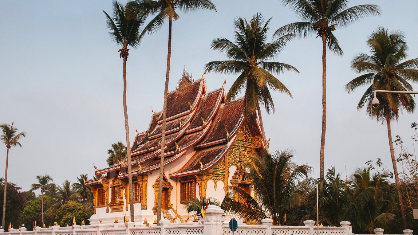 lao chua xieng thong