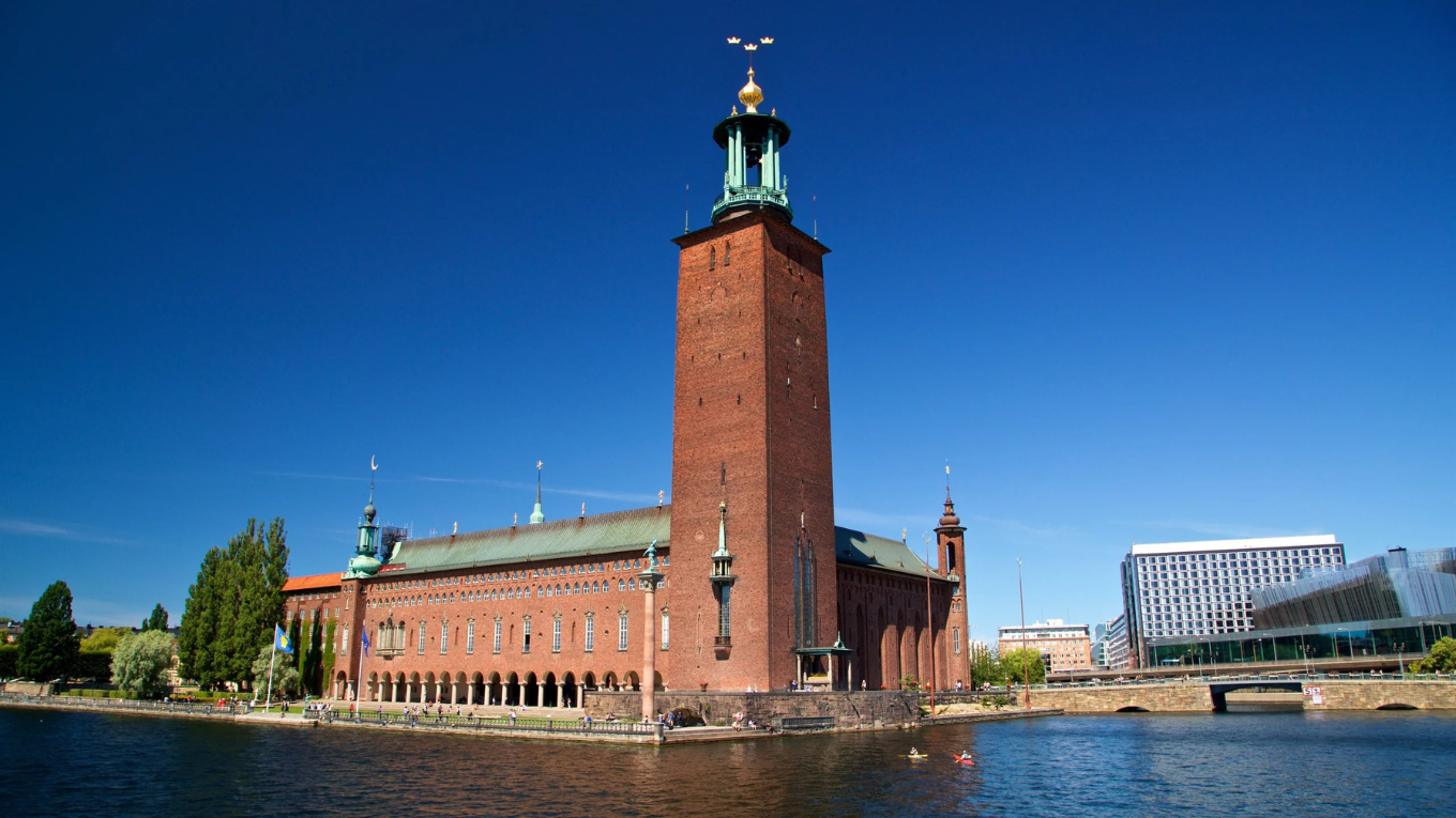 BAC AU - TOA THI CHINH STOCKHOLM