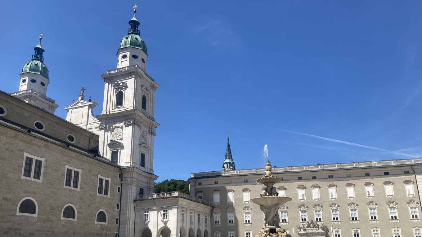 Quảng trường Residenzplatz Ao (3)