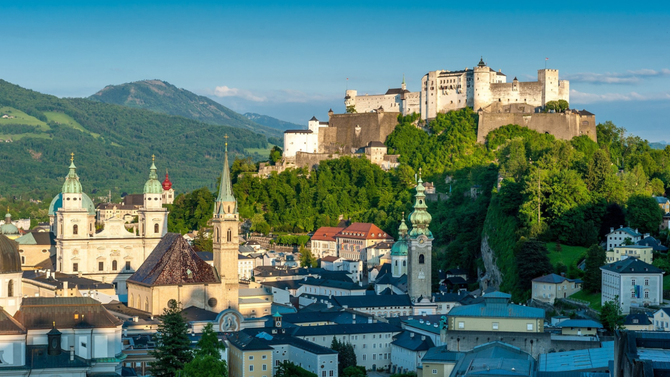 TAY AU - SALZBURG