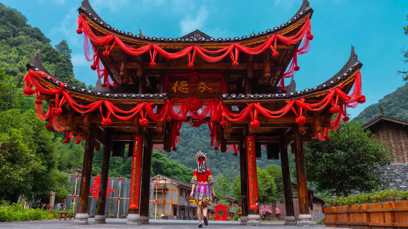 mieu trai tuong tay truong gia gioi (2)